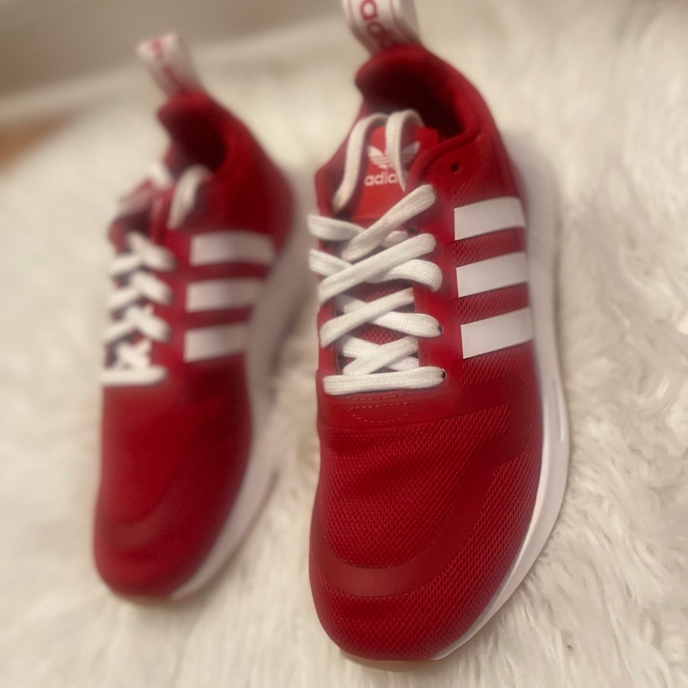 Adidas Multix women size 6